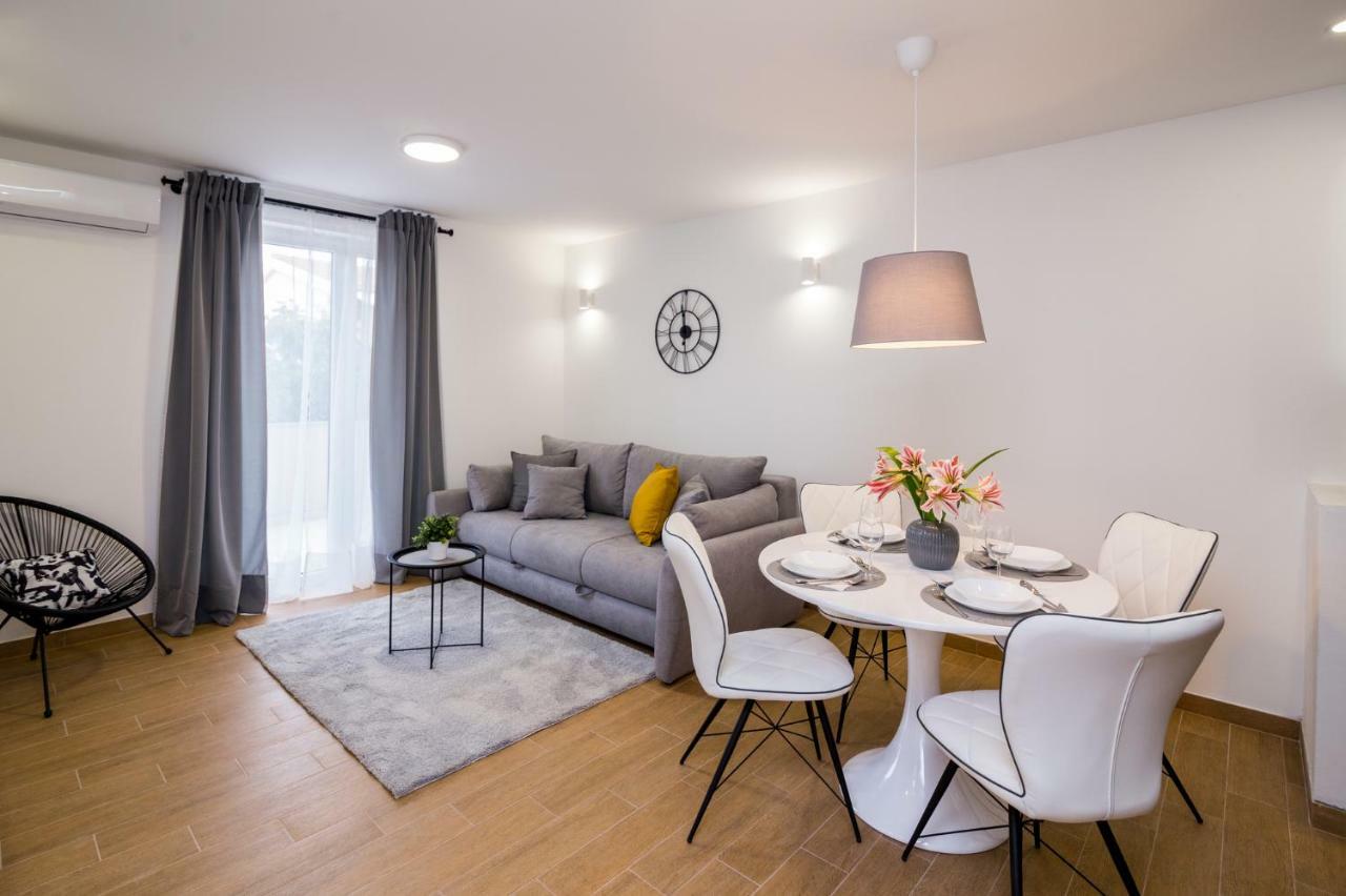 Fk Apartments Pakoštane Εξωτερικό φωτογραφία